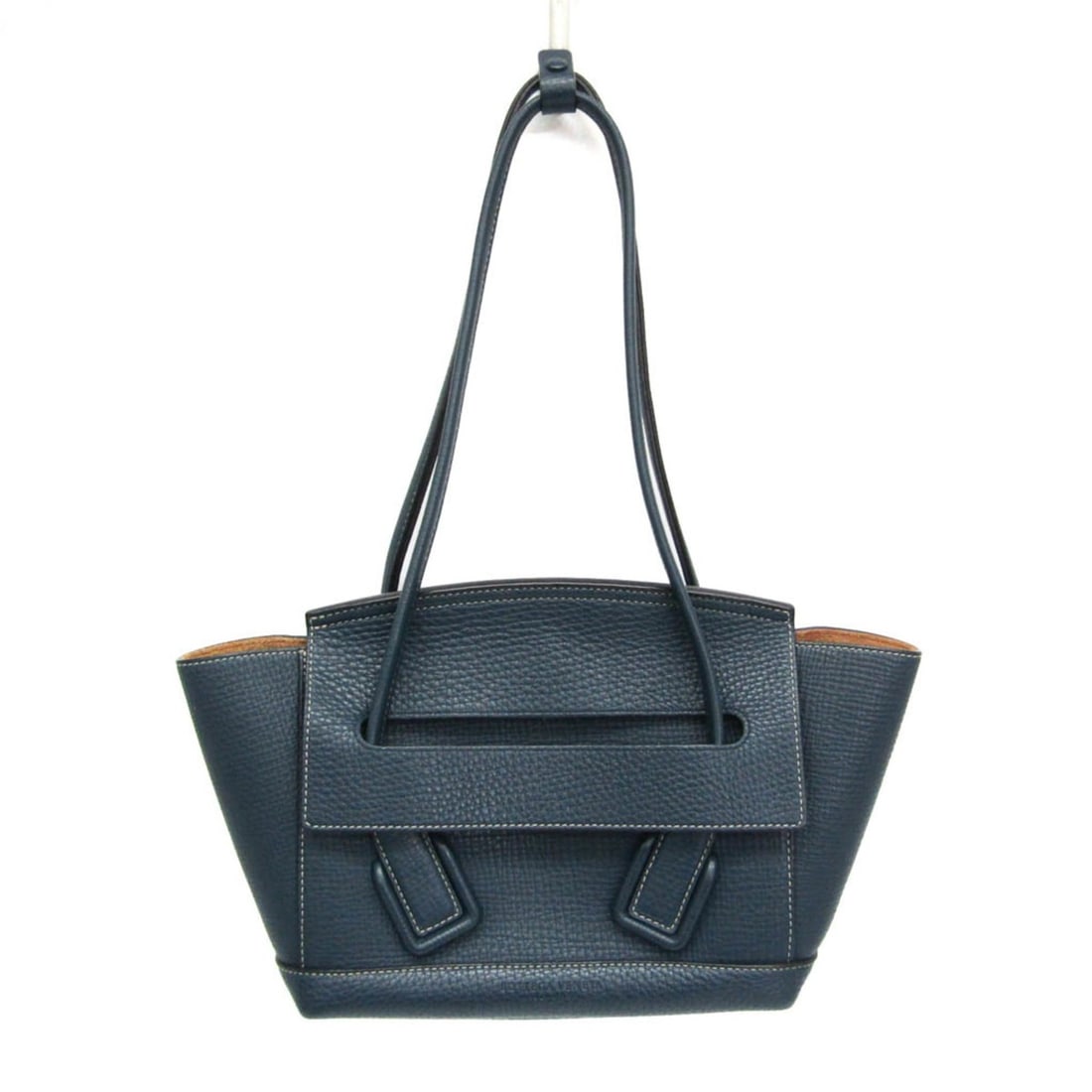 Bottega Veneta The Arco Women's Leather Handbag Blue: --- Catalog ---Category: SizeHandle Drop: 22.00cm / 8.66''Size (HxWxD): 20cm x 22cm x 9cm / 7.87'' x 8.66'' x 3.54''Handle Length: 61cm / 24.01''Category: DesignType: HandbagColor: BlueGender: WomenMa
