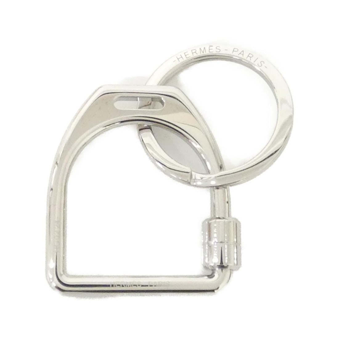 Hermes Etrier 077215FJ Key Ring: --- Catalog ---Category: DesignType: KeyringColor: SilverGender: Women,Men,UnisexMaterial: Stainless steelCategory: GeneralBrand: HermesModel: 077215FJ--- Item List ---Section: ConditionRanking: Rank