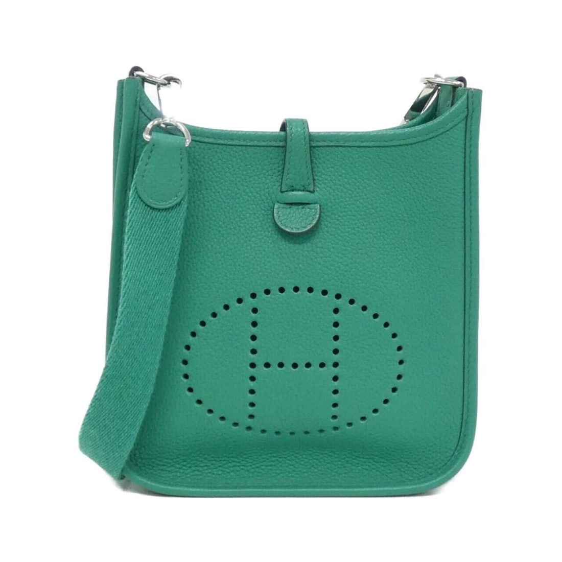 Hermes Hermès Evelyn Amazon 16cm Shoulder Bag 077640CK: --- Catalog ---Category: SizeSize (HxWxD): 18cm x 17cm x 5.5cm / 7.08'' x 6.69'' x 2.16''Category: DesignType: Shoulder bagColor: Green, VertGender: WomenMaterial: Leather Category: GeneralMPN: 077640