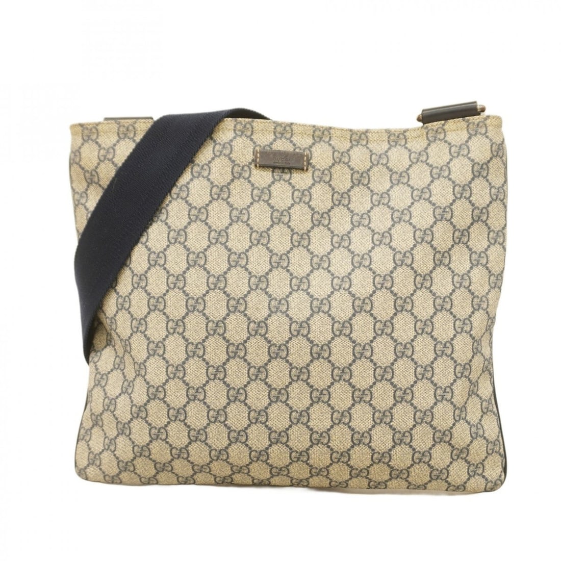 Gucci GG Supreme Shoulder Bag 201446 Navy Women's: --- Catalog ---Category: SizeSize (HxWxD): 29.5cm x 35cm x 2.5cm / 11.61'' x 13.77'' x 0.98''Category: DesignType: Shoulder bagColor: NavyGender: WomenMaterial: PVC Hardware Color: SilverCategory: Gen