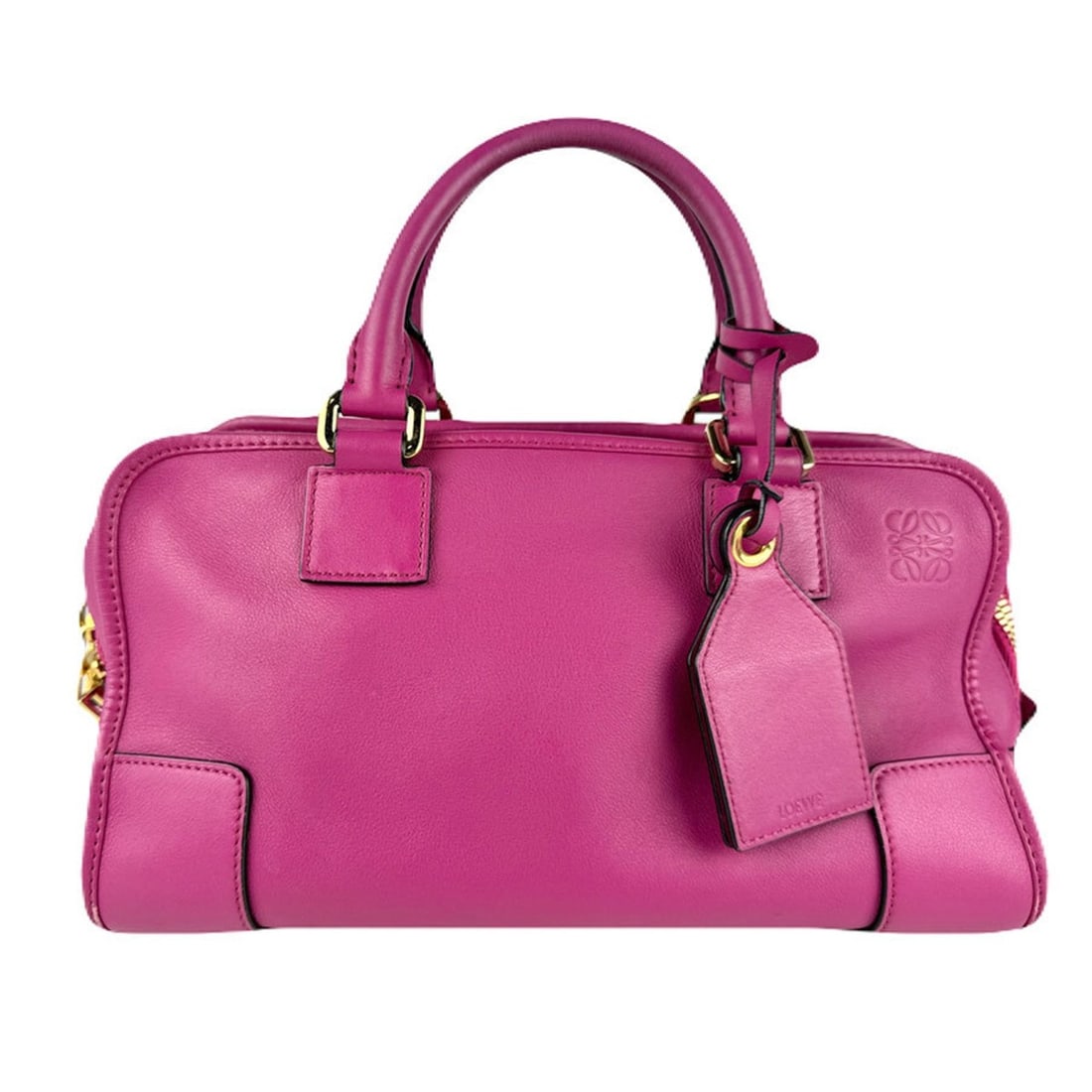 LOEWE Amazona 28 Leather Shoulder Bag in Pink and Gold for Women (z8121): --- Catalog ---Category: SizeSize (HxWxD): 16cm x 29cm x 14cm / 6.29'' x 11.41'' x 5.51''Category: DesignType: Handbag, Shoulder bagColor: PinkGender: WomenMaterial: Leather Hardware Color: GoldCatego