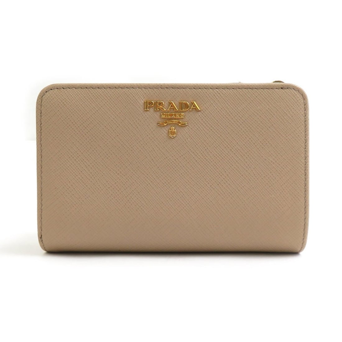 Prada Women's Beige Leather Bi-fold Wallet 1ML225 h31760a: --- Catalog ---Category: SizeSize (HxWxD): 9cm x 14cm x 3cm / 3.54'' x 5.51'' x 1.18''Category: DesignType: Wallet (bi-fold)Color: BeigeGender: WomenMaterial: Leather Category: GeneralMPN: 1ML225Brand