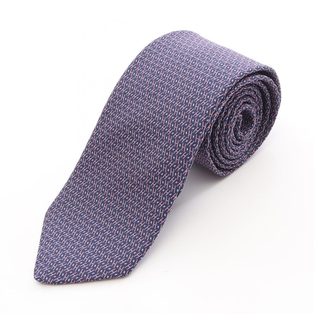 Hermes Hermès H-patterned silk tie for men in navy and pink.: --- Catalog ---Category: SizeTotal Length: 144cm / 56.69''Category: DesignType: CravatColor: Navy, PinkGender: MenMaterial: Silk Category: GeneralBrand: Hermes--- Item List ---Section: ConditionRankin