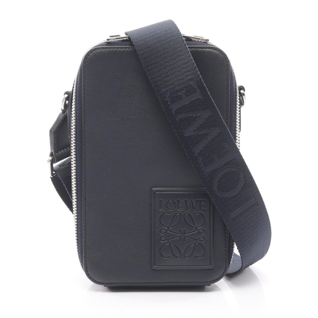 LOEWE Vertical Crossbody Pocket Shoulder Bag, Leather, Men's, Navy, C565S59X01: --- Catalog ---Category: SizeSize (HxWxD): 18cm x 11cm x 3.5cm / 7.08'' x 4.33'' x 1.37''Category: DesignType: Shoulder bagColor: NavyGender: MenMaterial: Leather Category: GeneralMPN: C565S59X01Brand