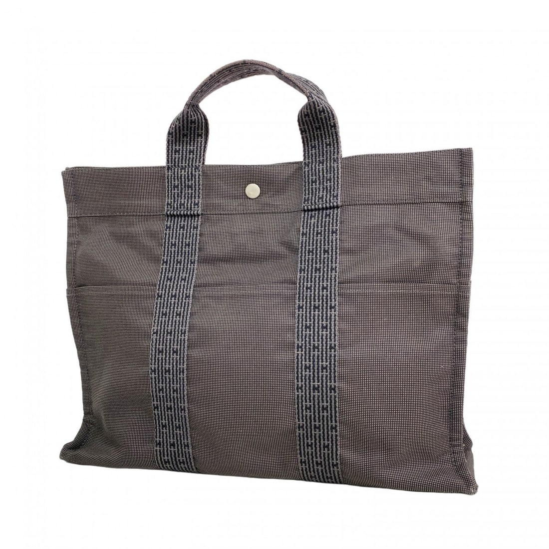 Hermes Hermès Air Line MM Tote Bag, Canvas, Gray, Men's and Women's: --- Catalog ---Category: SizeSize (HxWxD): 33cm x 42.5cm x 11cm / 12.99'' x 16.73'' x 4.33''Category: DesignType: Tote bagColor: GrayGender: Men,WomenMaterial: Canvas Hardware Color: SilverCategory: G