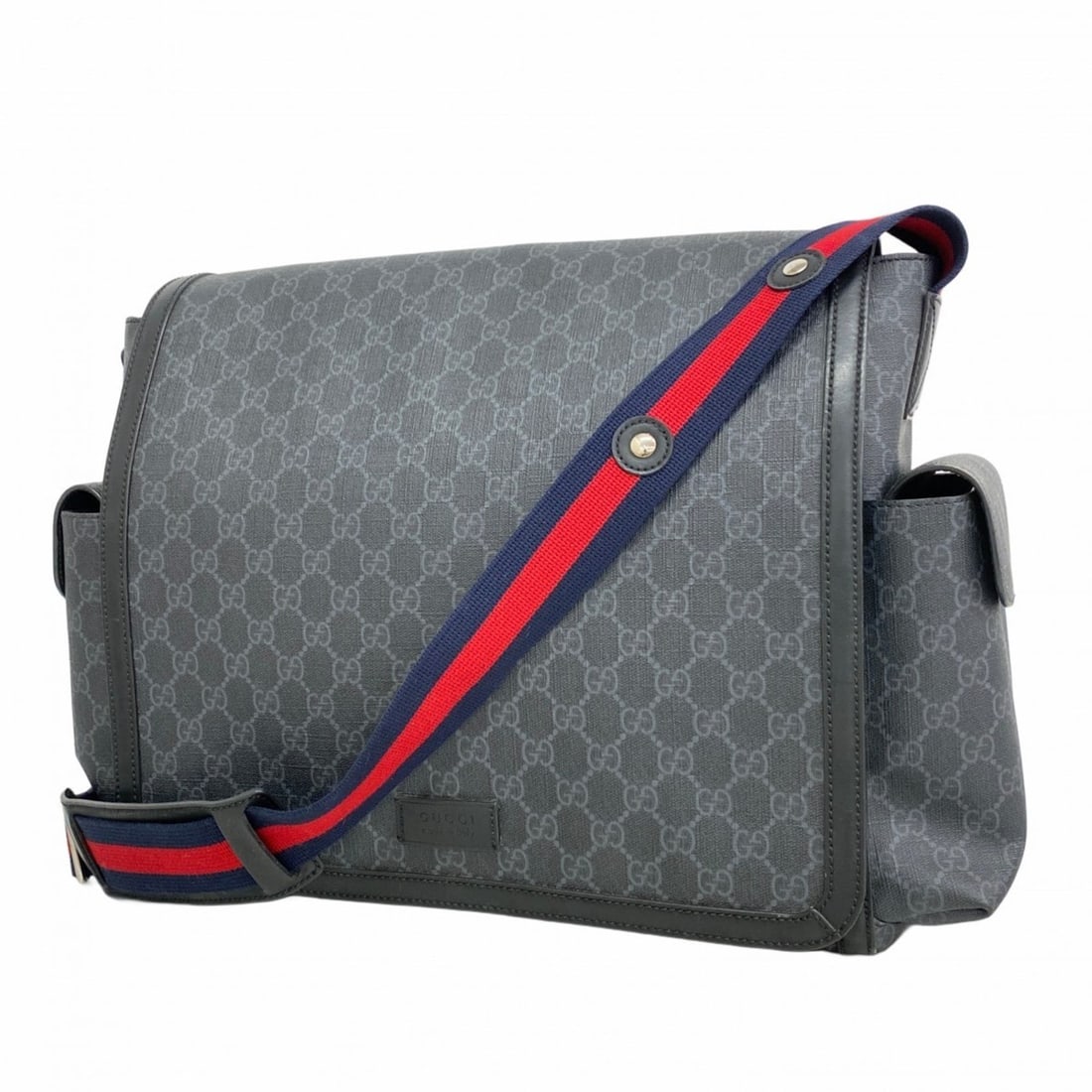 Gucci GG Supreme Shoulder Bag 495909 Black Men's: --- Catalog ---Category: SizeSize (HxWxD): 33cm x 45cm x 13cm / 12.99'' x 17.71'' x 5.11''Category: DesignType: Shoulder bagColor: BlackGender: MenMaterial: PVC Hardware Color: SilverCategory: General