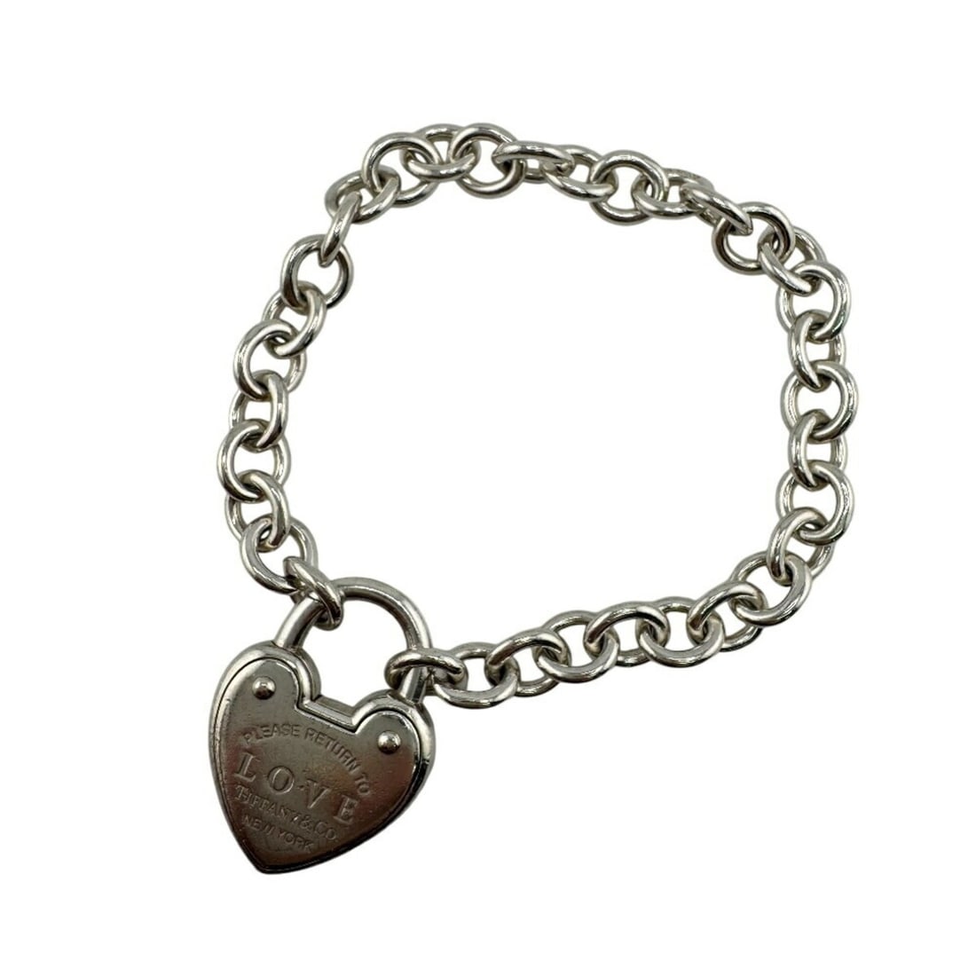 TIFFANY & Co. Tiffany Love Lock Padlock Bracelet, Return to Tiffany, Silver, Women's: --- Catalog ---Category: SizeLength: 17cm / 6.69''Category: DesignType: Charm braceletColor: SilverGender: WomenMaterial: SilverCategory: GeneralBrand: Tiffany--- Item List ---Section: ConditionRankin