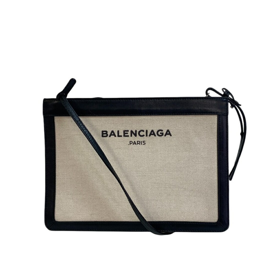 BALENCIAGA 339937 Pochette Shoulder Bag, Beige, Unisex, Z0014586: --- Catalog ---Category: SizeSize (HxWxD): 19cm x 26cm x 7.5cm / 7.48'' x 10.23'' x 2.95''Category: DesignType: Pochette, Shoulder bagColor: BeigeGender: Women,MenMaterial: Canvas Category: GeneralBra