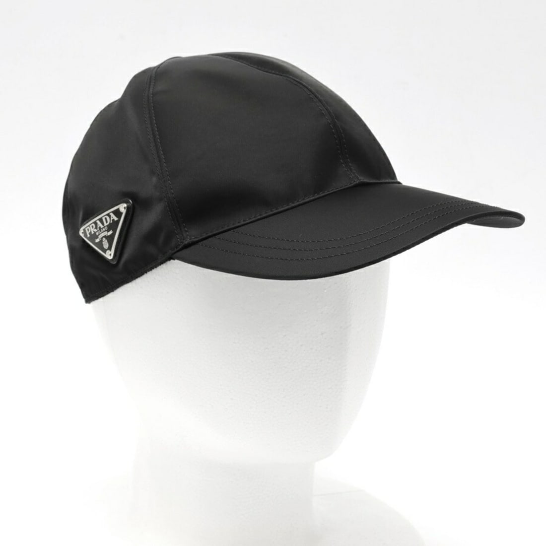 PRADA Re-Nylon Baseball Cap 1HC274 Nylon Black # S S-159613: --- Catalog ---Category: DesignType: Baseball capColor: BlackGender: Women,MenMaterial: Nylon Category: GeneralMPN: 1HC274Brand: PradaCountry of Origin: ItalyCategory: MeasurementsCircumference: 57cm
