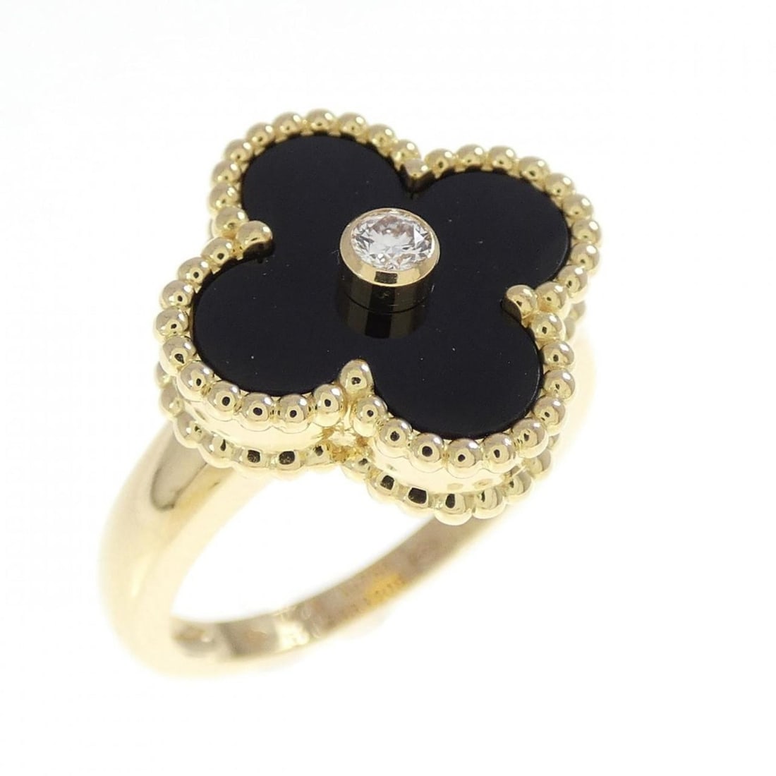 Van Cleef & Arpels Vintage Alhambra Ring: --- Catalog ---Category: SizeUS Size: 6Brand Size: 51Category: DesignType: Band ringColor: Yellow goldGender: WomenMaterial: Yellow gold (18K)Category: GeneralMPN: VCARA41000Brand: Van Cleef & Arpels-