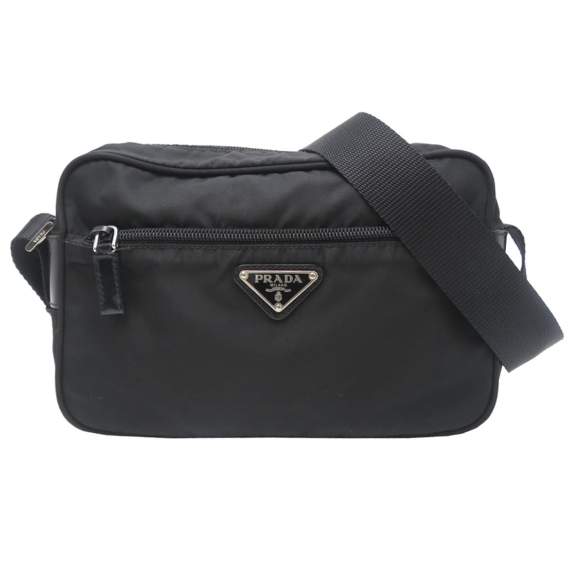Prada Women's/Men's Shoulder Bag BT0166 Nylon Black: --- Catalog ---Category: SizeSize (HxWxD): 15.5cm x 23cm x 7.5cm / 6.1'' x 9.05'' x 2.95''Category: DesignType: Shoulder bagColor: BlackGender: Men,WomenMaterial: Nylon Category: GeneralMPN: BT0166Bra