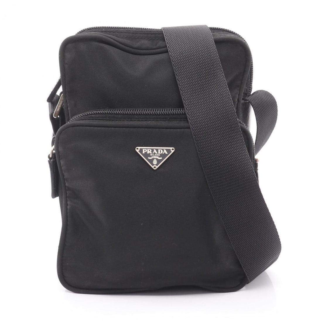 Prada Vela Sport Shoulder Bag, Nylon, Women's, Black: --- Catalog ---Category: SizeSize (HxWxD): 20cm x 15cm x 9cm / 7.87'' x 5.9'' x 3.54''Category: DesignType: Shoulder bagColor: BlackGender: WomenMaterial: Nylon Category: GeneralBrand: Prada--- Item L