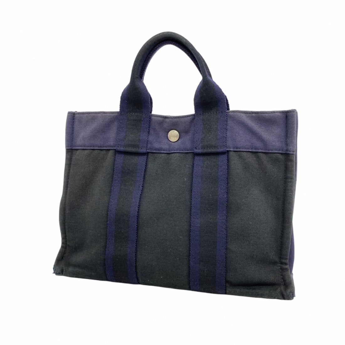 Hermes Hermès Fouleaux PM Tote Bag Canvas Black Navy Men's Women's: --- Catalog ---Category: SizeSize (HxWxD): 22cm x 30cm x 8cm / 8.66'' x 11.81'' x 3.14''Category: DesignType: Tote bagColor: Black, NavyGender: Men,WomenMaterial: Canvas Hardware Color: SilverCategory
