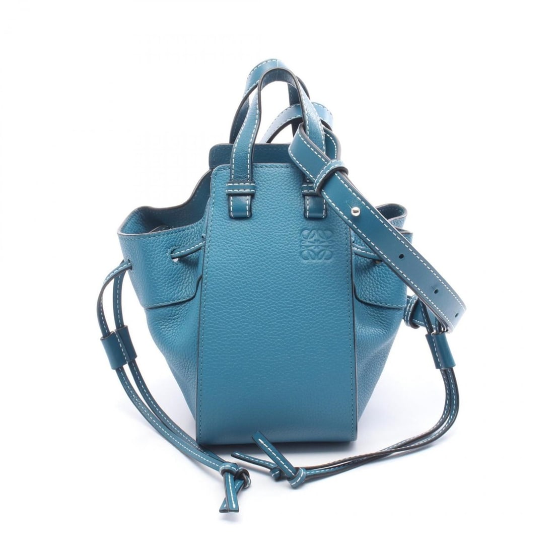 LOEWE Hammock Drawstring Bag, Mini Handbag, Leather, Women's, Blue: --- Catalog ---Category: SizeSize (HxWxD): 19cm x 10.5cm x 16.5cm / 7.48'' x 4.13'' x 6.49''Category: DesignType: HandbagColor: BlueGender: WomenMaterial: Leather Category: GeneralBrand: Loewe--- Item