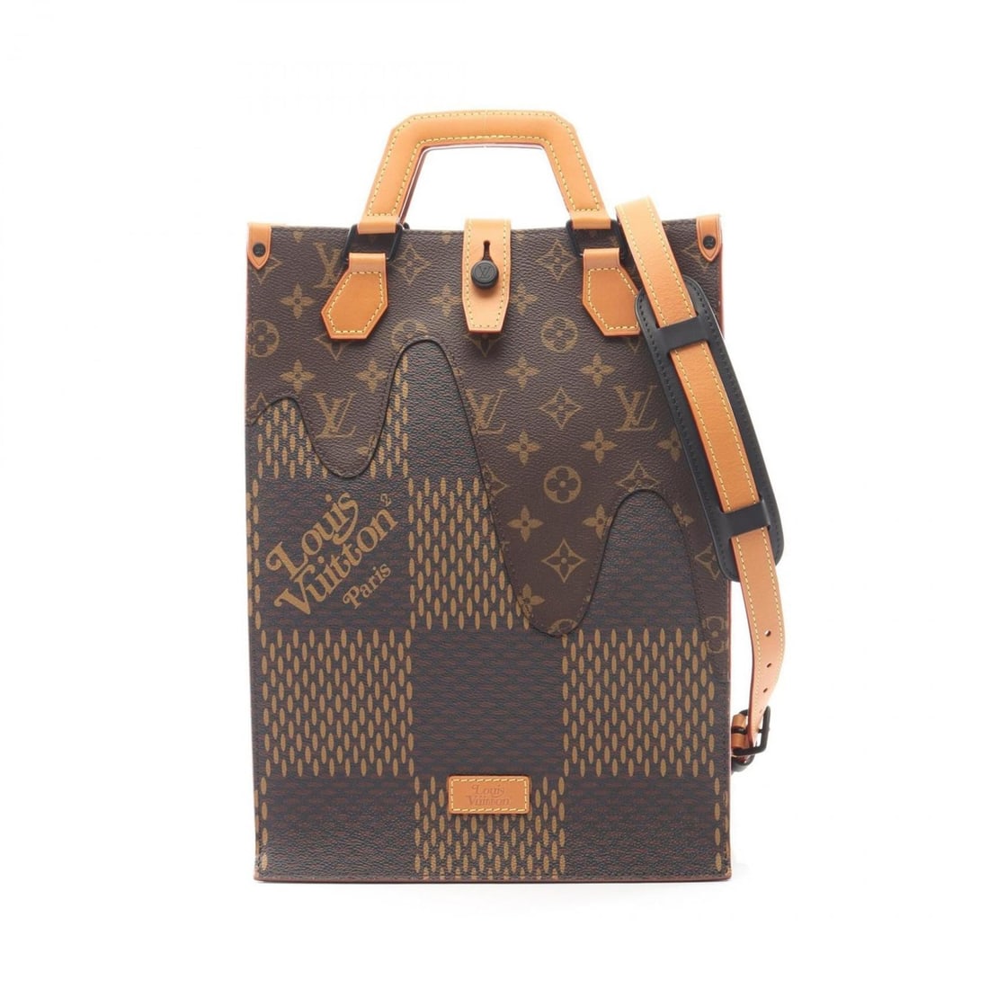 Louis Vuitton x NIGO Mini Tote Bag, LV Squared, Coated Canvas and Leather, Damier Giant, Brown,: --- Catalog ---Category: SizeSize (HxWxD): 34.5cm x 25.5cm x 14cm / 13.58'' x 10.03'' x 5.51''Category: DesignType: Tote bagColor: Brown, Ebene, MonogramGender: Men,WomenMaterial: Coated canvas , PVC