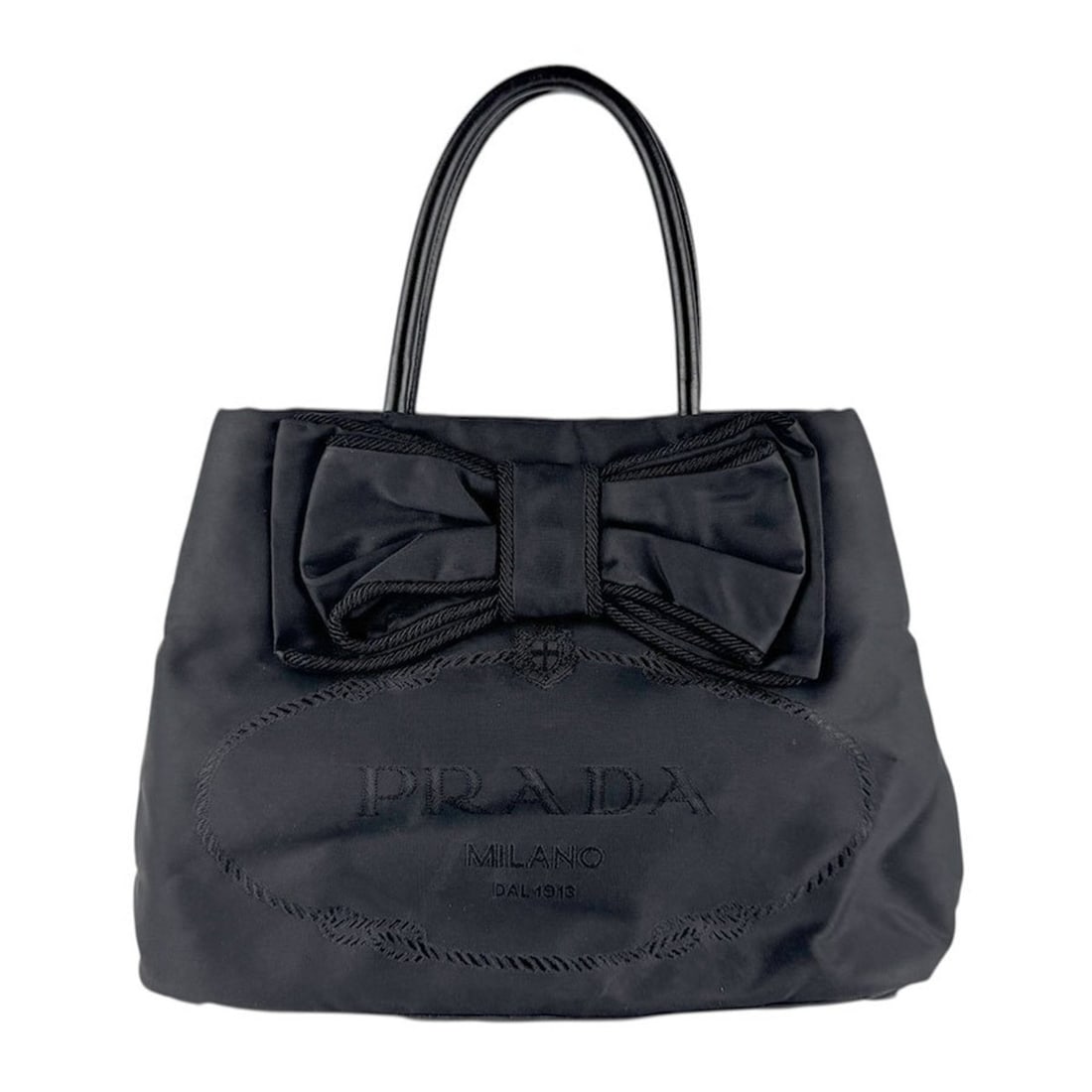 Prada PRADA Handbag Shoulder Bag Ribbon Nylon/Leather Black Gold Women's z8201: --- Catalog ---Category: SizeSize (HxWxD): 22cm x 30cm x 17cm / 8.66'' x 11.81'' x 6.69''Category: DesignType: Handbag, Shoulder bagColor: BlackGender: WomenMaterial: Nylon , Leather Category: General