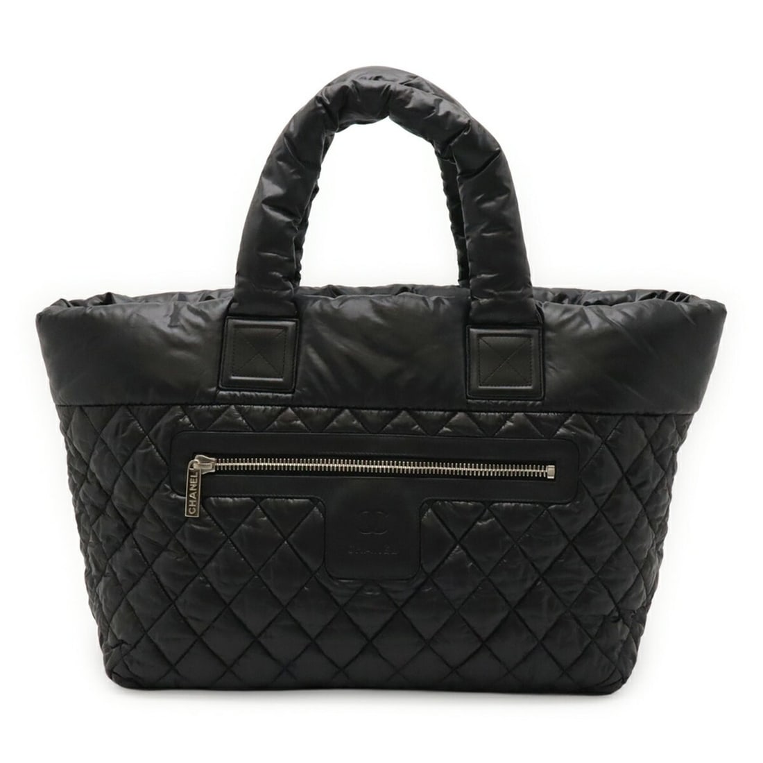 CHANEL Coco Cocoon Medium Tote MM Shoulder Bag Quilted Nylon Black A48611: --- Catalog ---Category: SizeSize (HxWxD): 31cm x 37cm x 16.5cm / 12.2'' x 14.56'' x 6.49''Category: DesignType: Shoulder bag, Tote bagColor: Black, BordeauxGender: Women,MenMaterial: Nylon , Leather