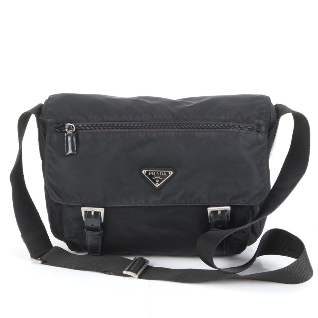 Prada Tessuto Nylon Triangle Logo Leather Shoulder Bag Messenger Black Men's: --- Catalog ---Category: SizeSize (HxWxD): 22cm x 30cm x 12cm / 8.66'' x 11.81'' x 4.72''Category: DesignType: Shoulder bagColor: BlackGender: MenMaterial: Nylon , Leather Category: GeneralBrand: Prad