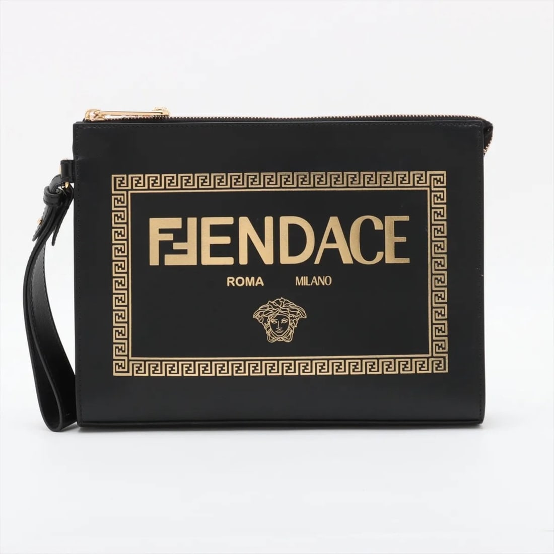 Fendi x Versace Fendace Leather Clutch Bag/Clutch Pouch in Black for Men: --- Catalog ---Category: SizeSize (HxWxD): 20cm x 27cm / 7.87'' x 10.62''Category: DesignType: Clutch bag, PouchColor: BlackGender: MenMaterial: Leather Category: GeneralBrand: FendiCountry of Origin: