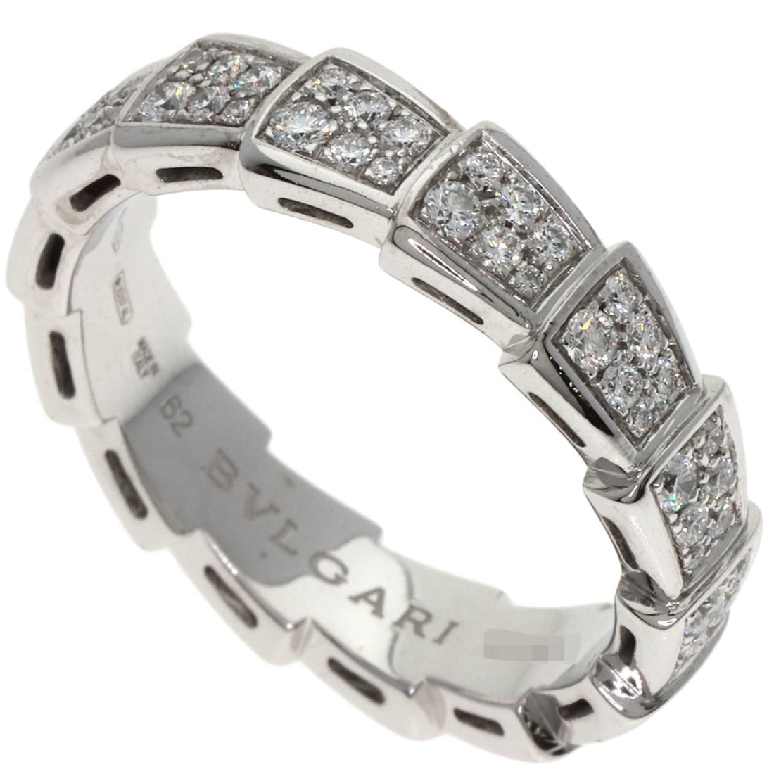 BVLGARI Serpenti Viper Full Diamond #62 Ring in 18K White Gold for Women: --- Catalog ---Category: SizeJP Size: 22US Size: 10.5Category: DesignType: Band ringStone: DiamondGender: WomenMaterial: White gold (18K)Category: GeneralBrand: Bvlgari--- Item List ---Section: Condit