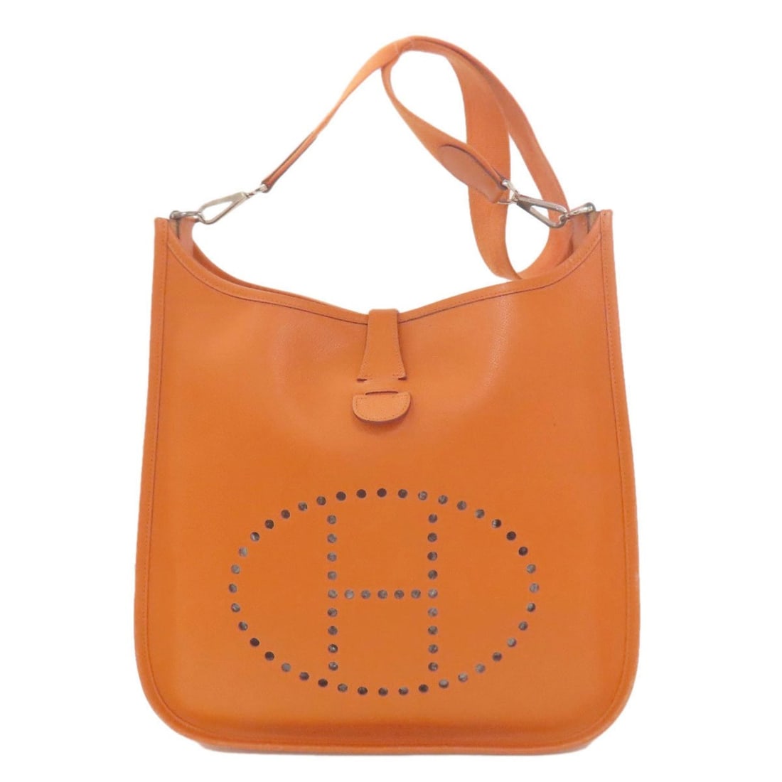 Hermes Evelyn PM Silver Hardware Shoulder Bag Epsom Women's HERMES: --- Catalog ---Category: SizeSize (HxWxD): 34cm x 32cm x 9cm / 13.38'' x 12.59'' x 3.54''Strap Length: 82cm / 32.28''Category: DesignType: Shoulder bagColor: OrangeGender: WomenMaterial: Epsom leather