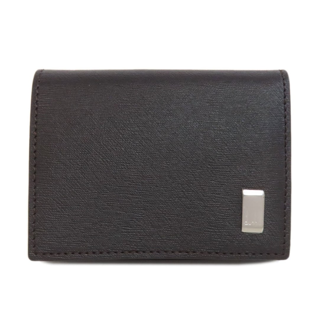 Dunhill logo coin case leather men's: --- Catalog ---Category: SizeSize (HxWxD): 7cm x 9.5cm x 3cm / 2.75'' x 3.74'' x 1.18''Category: DesignType: Coin purse/coin caseColor: Dark brownGender: MenMaterial: Leather Category: GeneralBrand: D