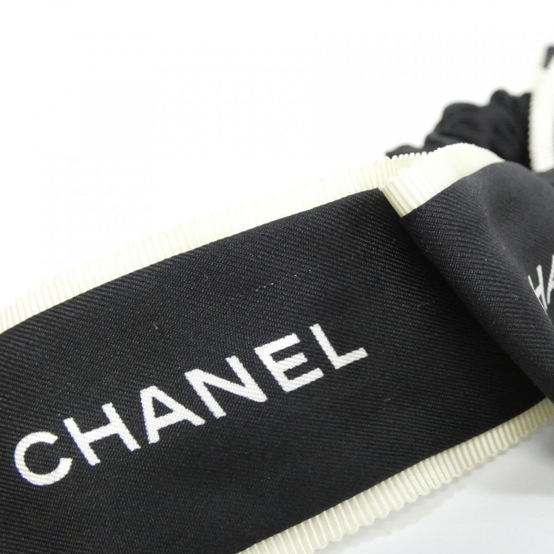 Chanel AA8356 Scrunchie - 4