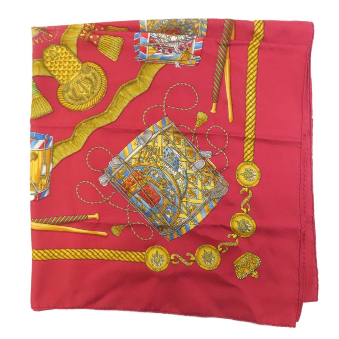 Hermès Carré 90 Tambour Drum Scarf Silk Muffler Women's HERMES: --- Catalog ---Category: SizeSize (LxW): 89cm x 88cm / 35.03'' x 34.64''Category: DesignType: ScarfColor: Red color, YellowGender: WomenMaterial: Silk Category: GeneralBrand: Hermes--- Item List ---Se