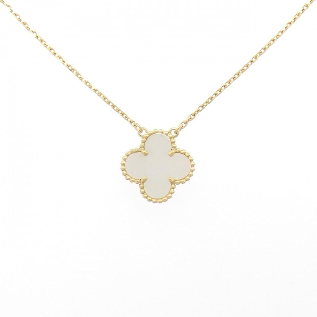 Van Cleef & Arpels Vintage Alhambra Necklace: --- Catalog ---Category: SizeWidth: 1.2mm / 0.05''Pendant Size: 14.7mm x 14.7mm / 0.57'' x 0.57''Neck Circumference: 37 cm - 42 cm / 14.56'' - 16.53''Category: DesignStone: Mother of pearlGender: Wome