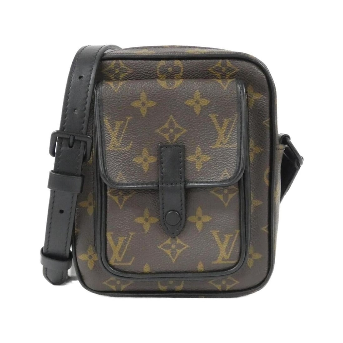 Louis Vuitton Monogram Macassar Christopher Wearable Wallet M69404 Shoulder Bag: --- Catalog ---Category: SizeSize (HxWxD): 18cm x 15cm x 5cm / 7.08'' x 5.9'' x 1.96''Category: DesignType: Shoulder bagColor: Black, BrownGender: MenMaterial: Coated canvas Category: GeneralMPN: M694
