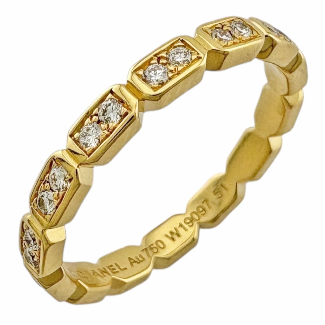 Pre-owned Chanel Premiere Promès ring, 18k gold with diamonds, for women.: --- Catalog ---Category: PackNumber in Pack: 1Category: SizeWidth: 2.5mm / 0.1''Weight: 2.6g / 0.09oz.JP Size: 11US Size: 6Category: DesignType: Band ringColor: YellowMetal: GoldStone: DiamondGender: