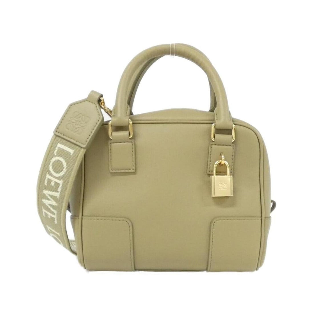 Loewe Amazona 16 Square Handbag A039N21X01: --- Catalog ---Category: SizeSize (HxWxD): 14cm x 16cm x 8cm / 5.51'' x 6.29'' x 3.14''Category: DesignType: HandbagColor: GreenGender: WomenMaterial: Leather Hardware Color: GoldLeather/Fur Type: Cal