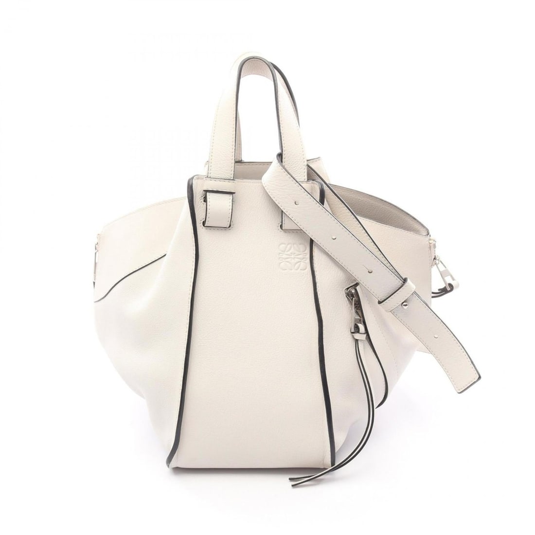 LOEWE Hammock Bag, Small, Leather, Women's, White, 38730N60: --- Catalog ---Category: SizeSize (HxWxD): 25cm x 14cm x 25cm / 9.84'' x 5.51'' x 9.84''Category: DesignType: HandbagColor: WhiteGender: WomenMaterial: Leather Category: GeneralMPN: 38730N60Brand: Loe