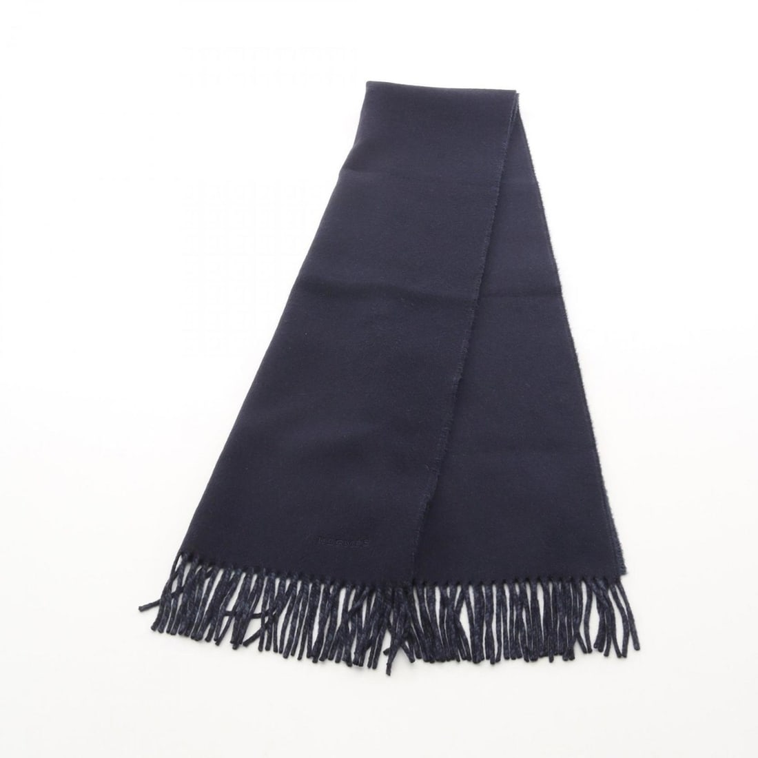 Hermes Hermès Recto Verso scarf, cashmere, men's, navy and green: --- Catalog ---Category: SizeSize (LxW): 41cm x 1.82m / 16.14'' x 71.65''Category: DesignType: StoleColor: Green, NavyGender: MenMaterial: Cashmere Category: GeneralBrand: Hermes--- Item List ---Secti