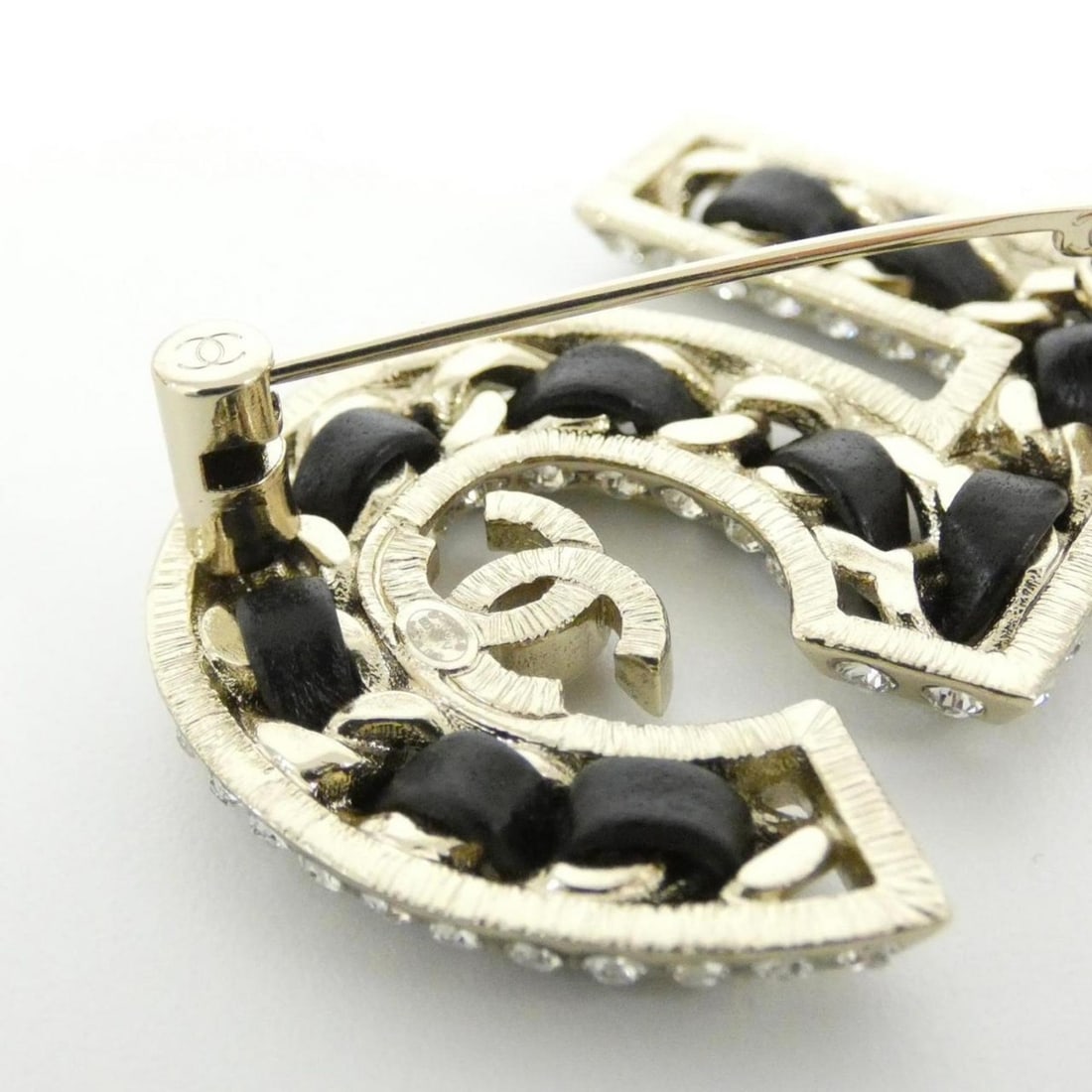 Chanel ABA170 Brooch - 3