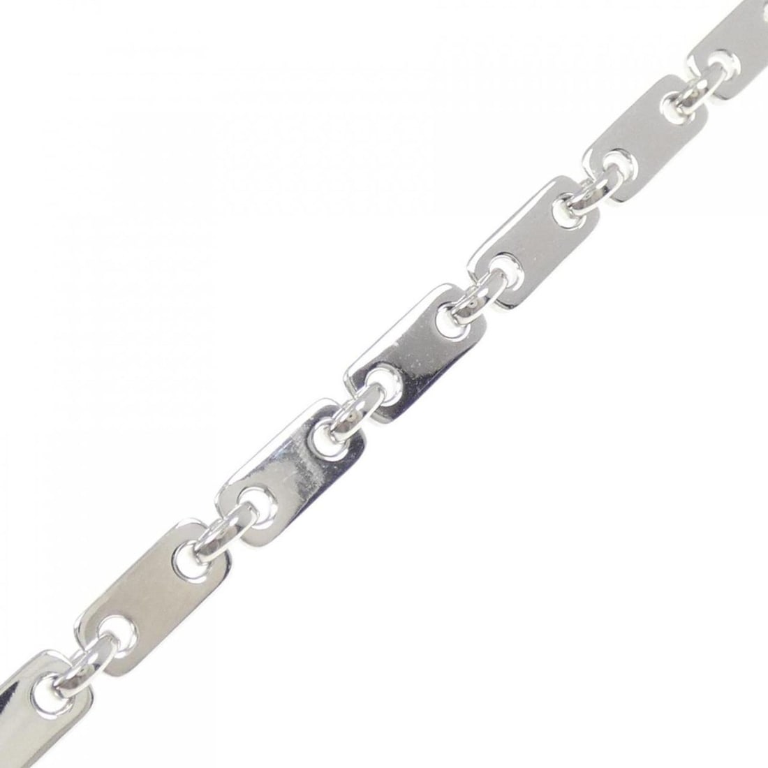 Cartier Fidelity Bracelet: --- Catalog ---Category: SizeLength: 18.5cm / 7.28''Category: DesignType: Charm braceletColor: White goldGender: WomenMaterial: White gold (18K)Category: GeneralMPN: CRB6013800Brand: Cartier--- Item L