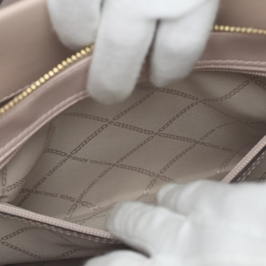 Chanel Earrings - 18