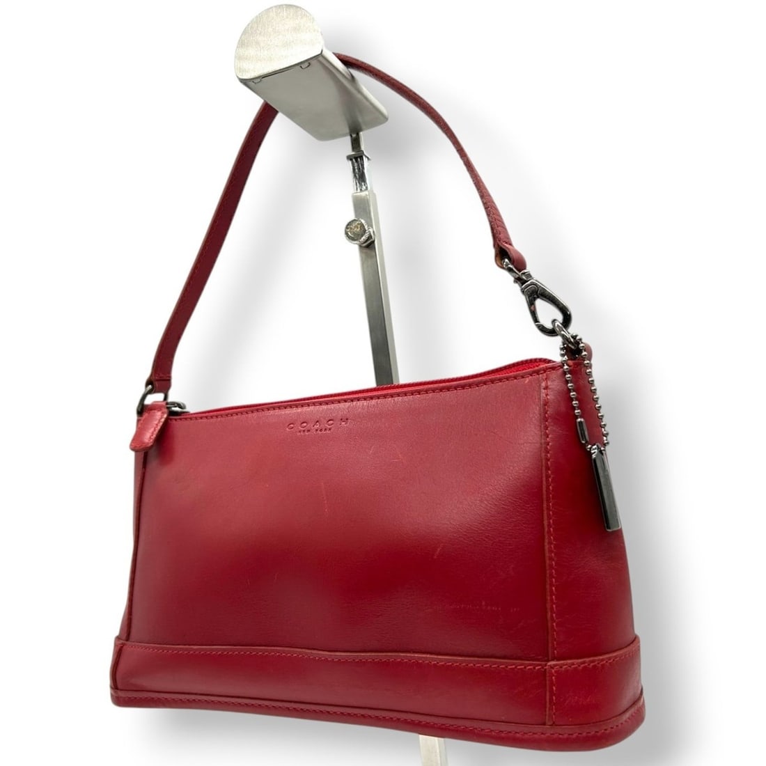 Coach handbag, accessory pouch, mini bag, shoulder leather, red, 6151, women's, U3: --- Catalog ---Category: SizeSize (HxWxD): 13cm x 23cm x 7cm / 5.11'' x 9.05'' x 2.75''Category: DesignType: Handbag, Shoulder bagColor: Red colorGender: WomenMaterial: Leather Category: GeneralMPN: 6