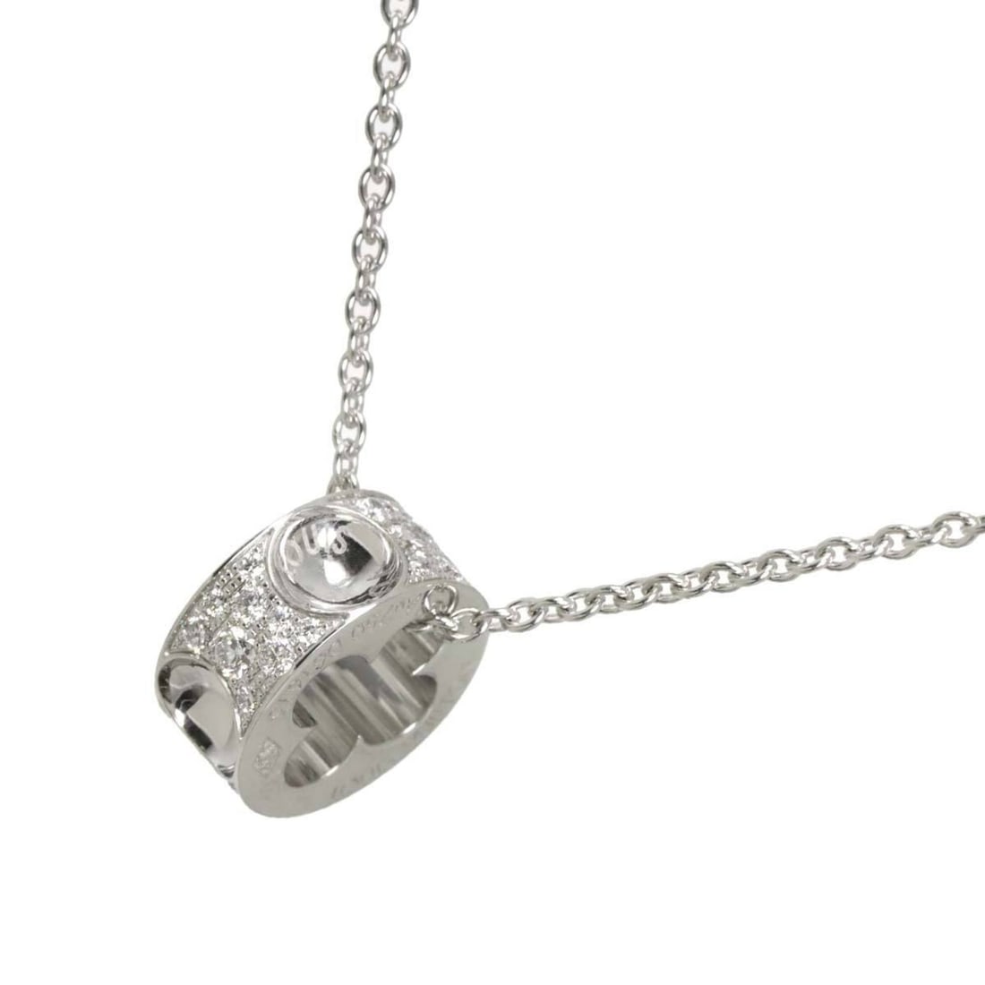 Louis Vuitton Pendant Empreinte Diamond Necklace, 40cm, 18K White Gold 750: --- Catalog ---Category: SizeWeight: 5.8g / 0.2oz.Pendant Size: 11mm x 5mm / 0.43'' x 0.19''Neck Circumference: 40 cm / 15.74''Category: DesignMetal: White GoldStone: DiamondGender: WomenMetal Purity: