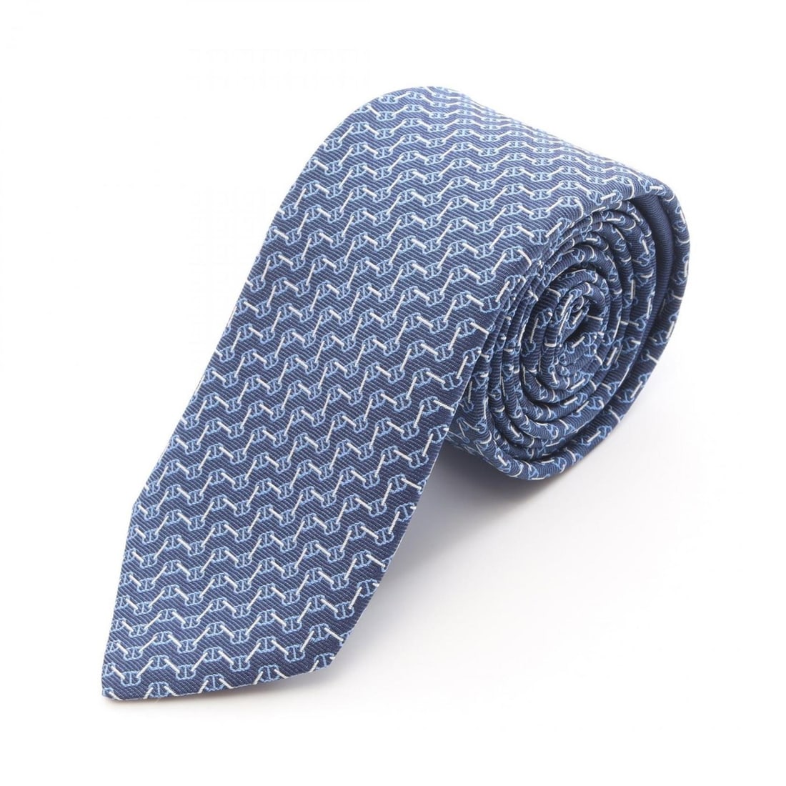 Hermes Hermès Club des Chenées tie, silk, men's, navy: --- Catalog ---Category: SizeTotal Length: 143cm / 56.29''Category: DesignType: CravatColor: NavyGender: MenMaterial: Silk Category: GeneralBrand: Hermes--- Item List ---Section: ConditionRanking: Ran