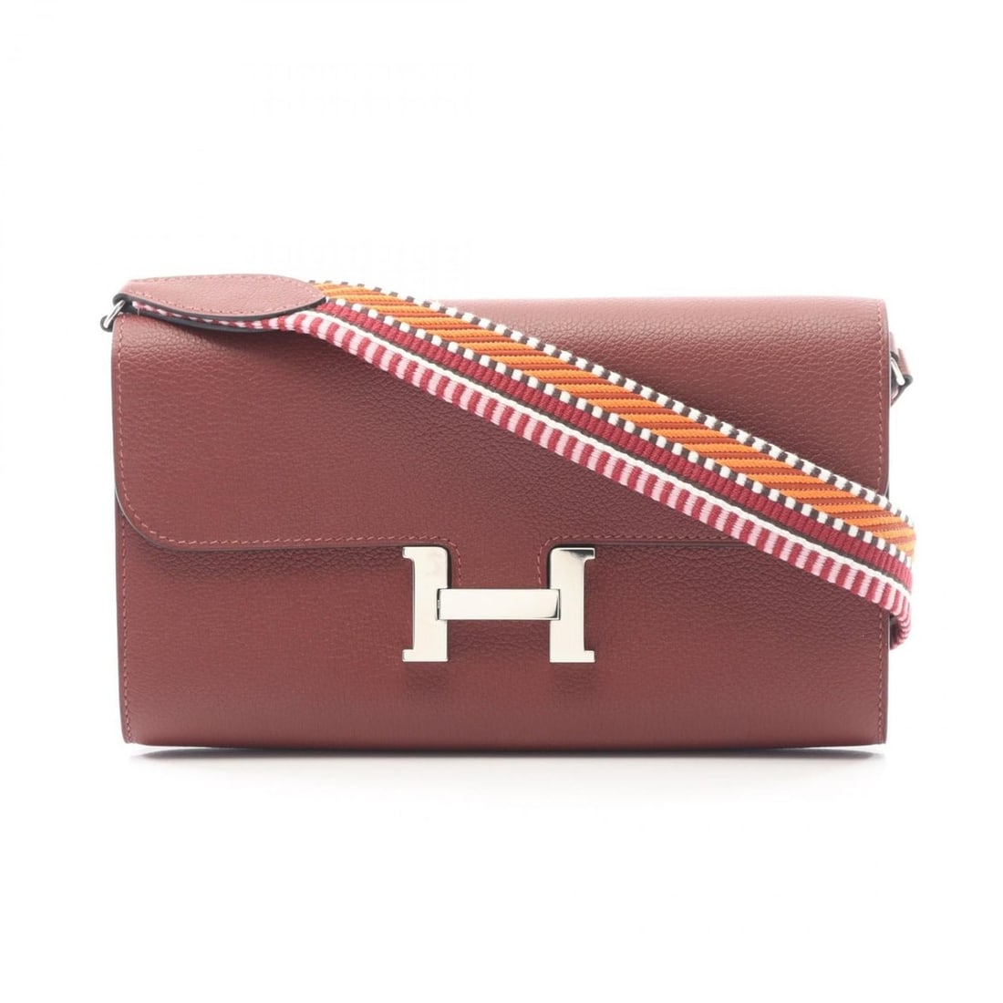 Hermes Hermès Constance Long To-Go Shoulder Bag, Leather, Evercolor, Women's, Bordeaux: --- Catalog ---Category: SizeSize (HxWxD): 12cm x 20.5cm x 3cm / 4.72'' x 8.07'' x 1.18''Category: DesignType: Shoulder bagColor: Bordeaux, Rouge HGender: WomenMaterial: Leather Hardware Color: Silver