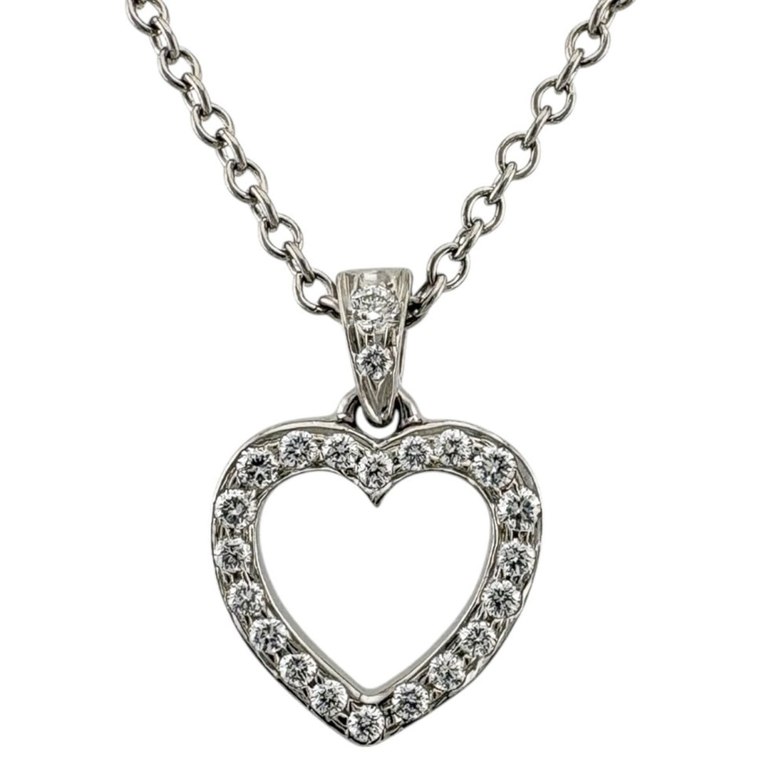 Tiffany Metro Heart Necklace, Pt950 Platinum with Diamonds, Women's, Pre-owned, TIFFANY & Co.: --- Catalog ---Category: SizePendant Size: 12mm x 8mm / 0.47'' x 0.31''Neck Circumference: 41 cm / 16.14''Category: DesignColor: SilverGender: WomenMaterial: Platinum 950Necklace Type: NecklaceCategor