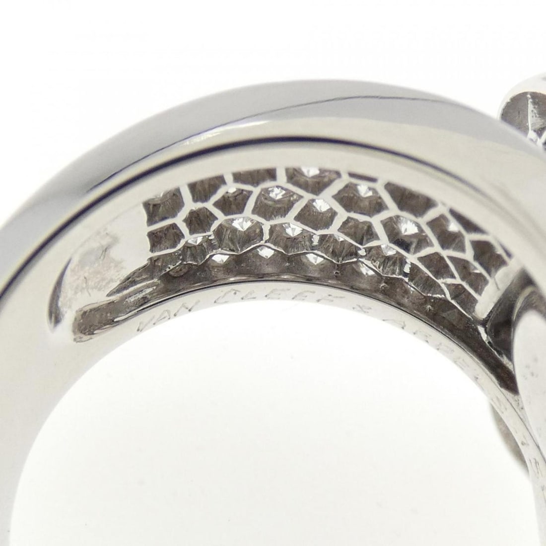 Van Cleef & Arpels Armour Ring - 4