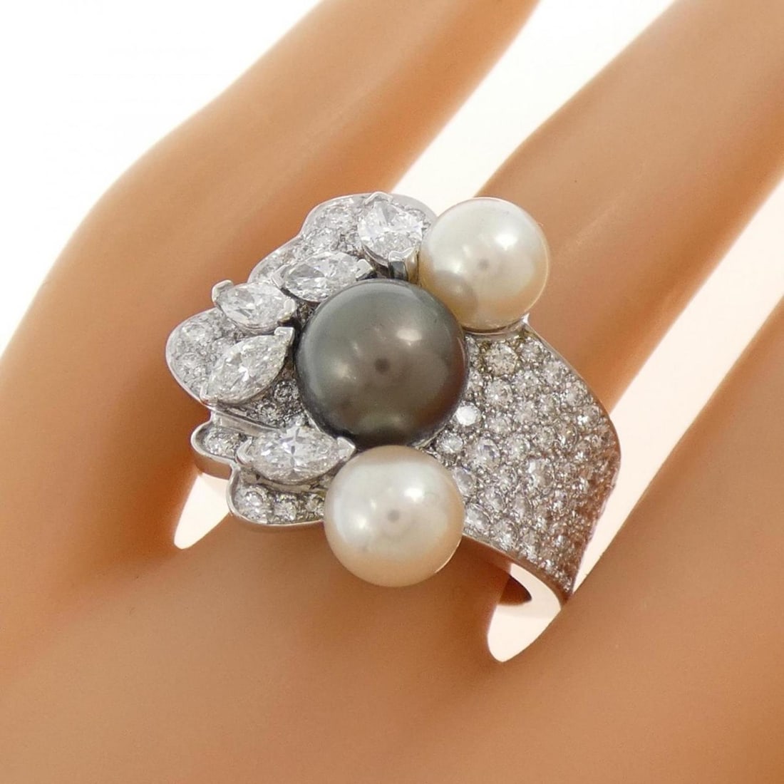 Van Cleef & Arpels Armour Ring - 5