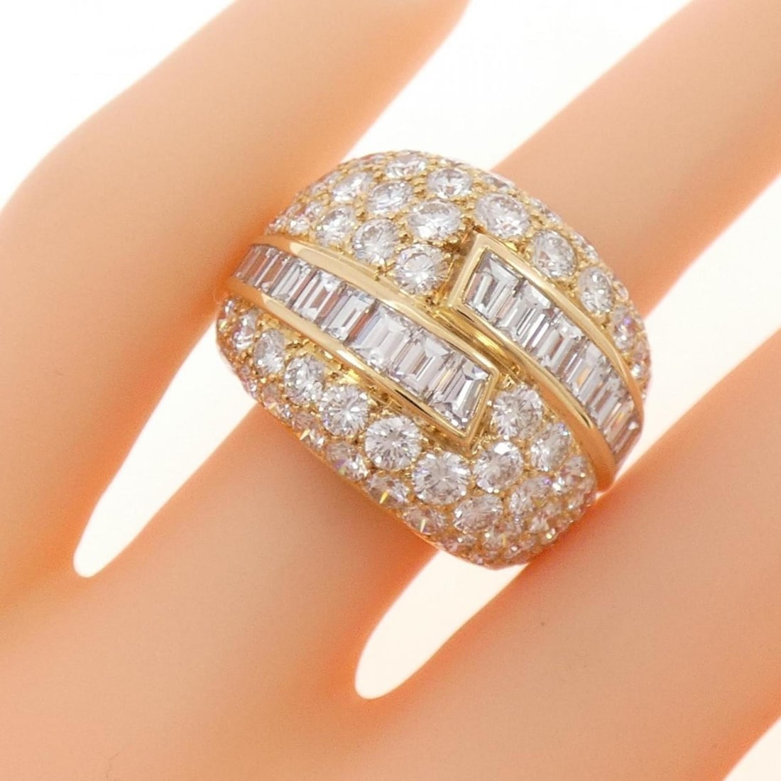 Van Cleef & Arpels Diamond B Ring - 5