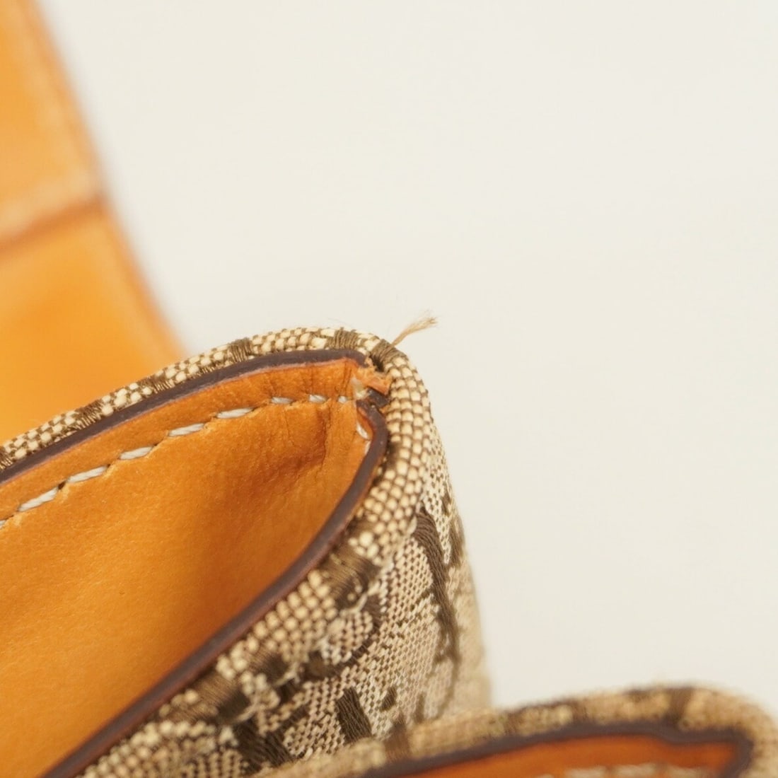 Van Cleef & Arpels Diamond B Ring - 7