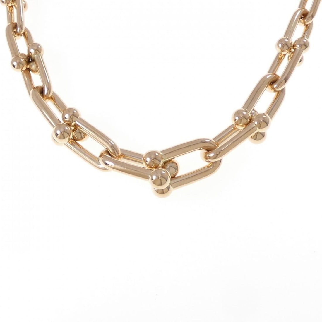 Tiffany Graduated Link Necklace: --- Catalog ---Category: SizeNeck Circumference: 45 cm / 17.71''Category: DesignColor: PinkGender: WomenMaterial: Pink goldNecklace Type: NecklaceCategory: GeneralBrand: Tiffany--- Item List ---Sectio