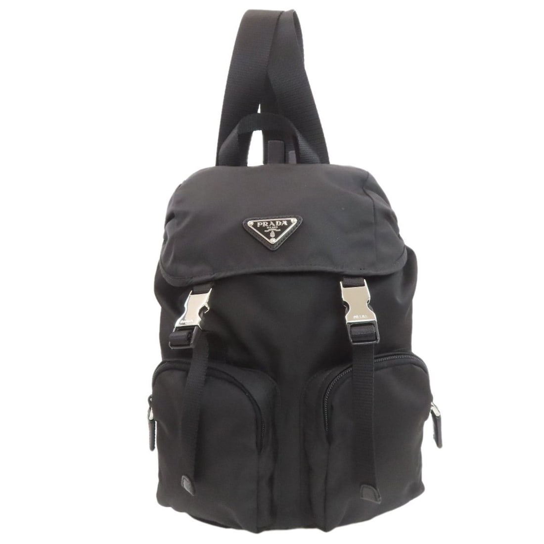 Prada logo hardware backpack/daypack in nylon material for women: --- Catalog ---Category: SizeSize (HxWxD): 30cm x 21cm x 11cm / 11.81'' x 8.26'' x 4.33''Category: DesignType: BackpackColor: BlackGender: WomenMaterial: Nylon Category: GeneralBrand: Prada--- Item Li
