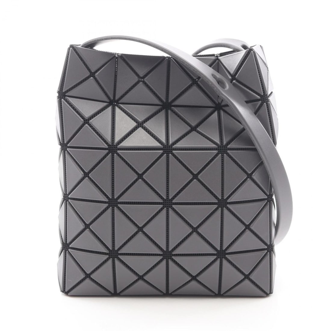 BAO ISSEYMIYAKE PRISM MATTE shoulder bag in coated canvas, gray for women: --- Catalog ---Category: SizeSize (HxWxD): 19cm x 16cm x 4cm / 7.48'' x 6.29'' x 1.57''Category: DesignType: Shoulder bagColor: GrayGender: WomenMaterial: Coated canvas Category: GeneralBrand: Bao Bao