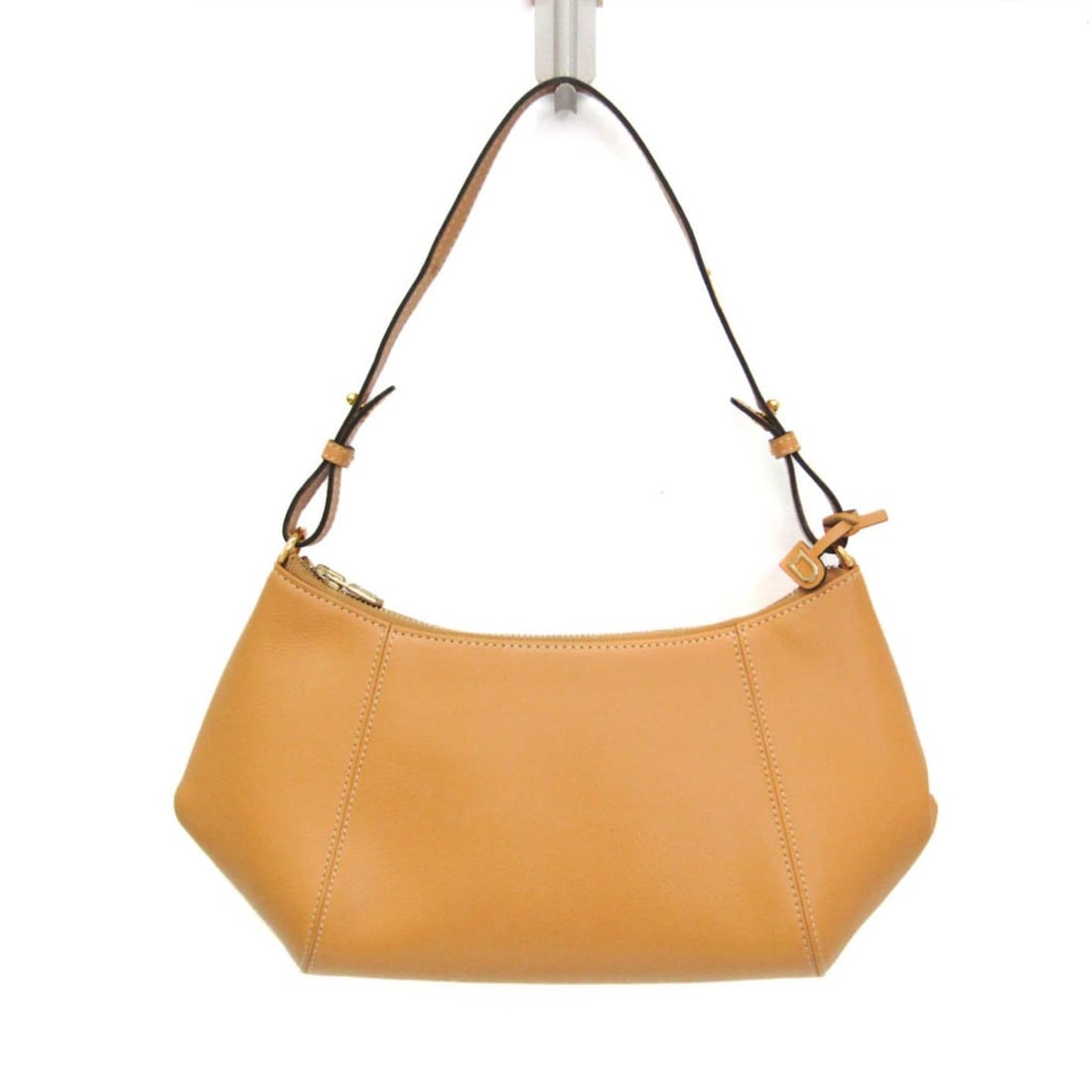 Delvaux JUMPING HOUBLON Women's Leather Handbag Yellow: --- Catalog ---Category: SizeSize (HxWxD): 14cm x 21cm x 9cm / 5.51'' x 8.26'' x 3.54''Handle Length: 39cm - 51cm / 15.35'' - 20.07''Category: DesignType: HandbagColor: YellowGender: WomenClosure: Zip